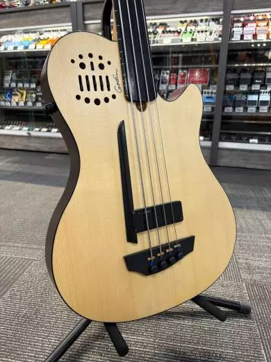 Godin Guitars - G50796 2