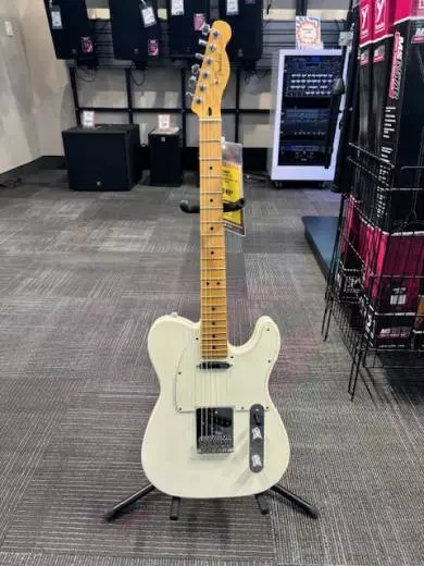 Fender - 014-5212-515 2