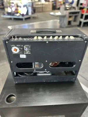 Fender - 223-1200-000 2