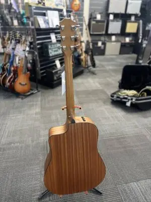 Taylor Guitars - 110CE V3 2