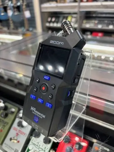 Zoom - H4 ESSENTIAL 2