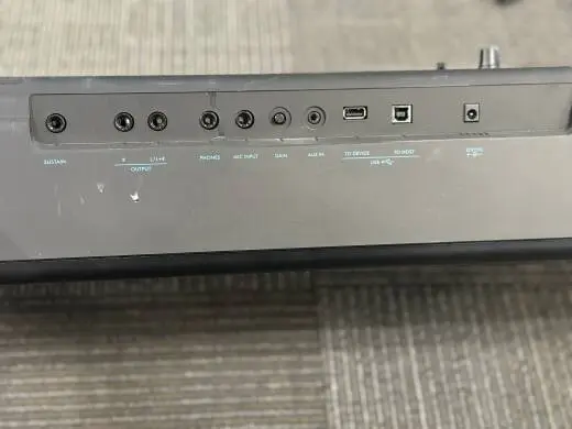 Yamaha - PSRE473 2