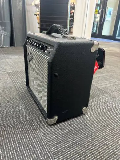 Fender - 233-0700-000 2