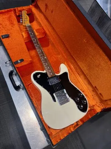 Fender - 011-0440-805 2