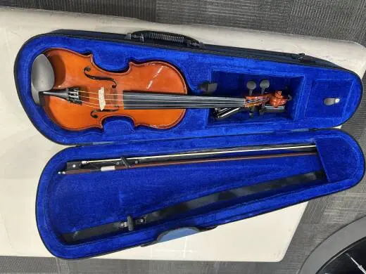 Menzel 3/4 violin