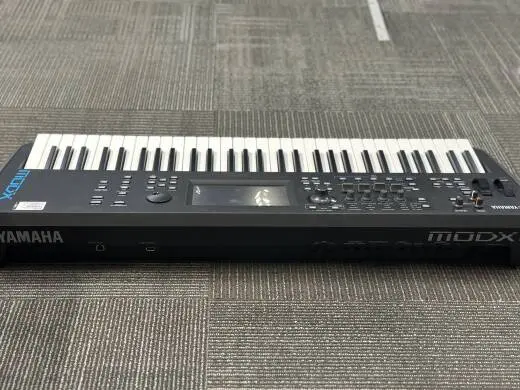 Yamaha - MODX6 2