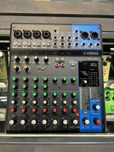 Yamaha - MG10XU 2