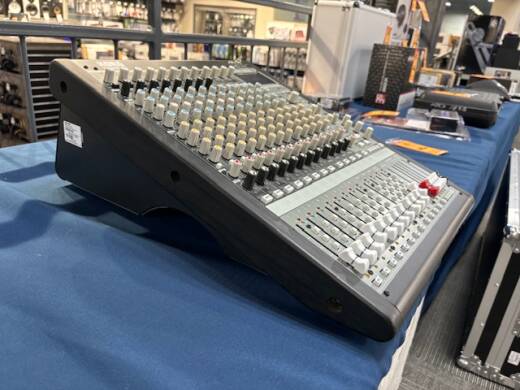 Korg - MW1608 2