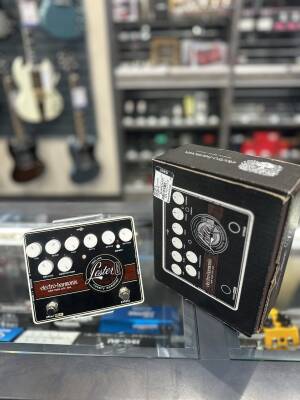 Electro-Harmonix Lester G Deluxe Rotary Speaker Pedal Electro-Harmonix Lester G Deluxe Rotary Speaker Pedal