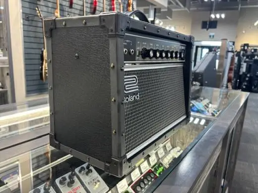 Roland - JC-22 2