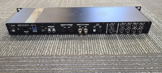 Zoom - UAC-8 2