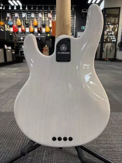 Ernie Ball Music Man - 217-TC4-51-06 2