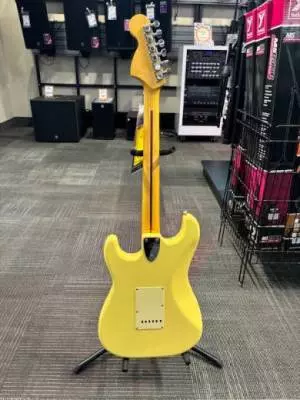 FENDER MIJ ST72SC STRATOCASTER 2