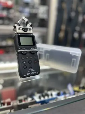 Zoom - H5 ZOOM