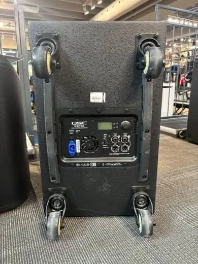 QSC - KS112 2