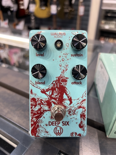 Walrus Audio Deep Six V3 Compressor Pedal | Long & McQuade Walrus Audio Deep Six V3 Compressor Pedal | Long & McQuade