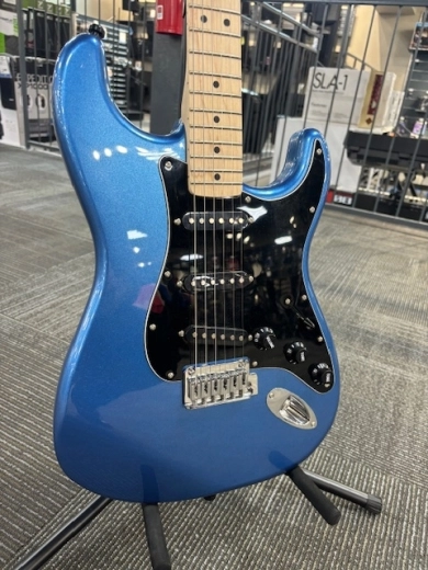 Squier -  Affinity Stratocaster Lake Placid Blue