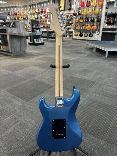 Squier -  Affinity Stratocaster Lake Placid Blue 4