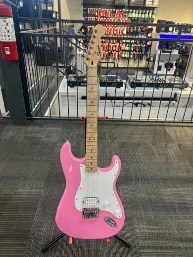 Squier - 037-3302-555 2