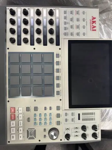 Akai - MPC X SE 2
