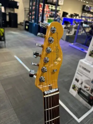 Fender - 011-3940-700 2
