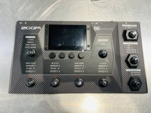Zoom - B6 ZOOM