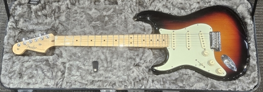 Fender - 011-3032-700
