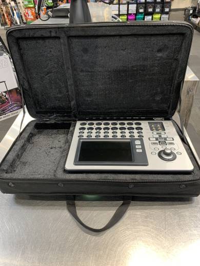 Store Special Product - QSC - TOUCHMIX-16