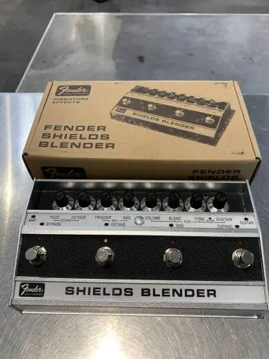 Fender - 023-4552-000 2