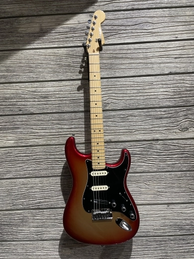 Fender - AM DLX STRAT MN SSM 2