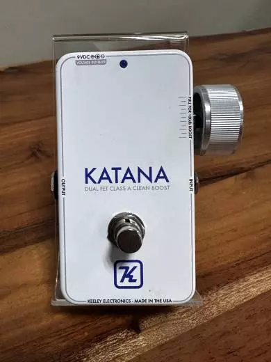 KEELEY KATANA THROWBACK CLEAN BOOST