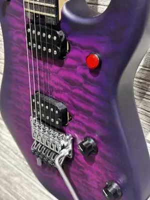 EVH 5150 DLX EB QM PURPLE DAZE 2