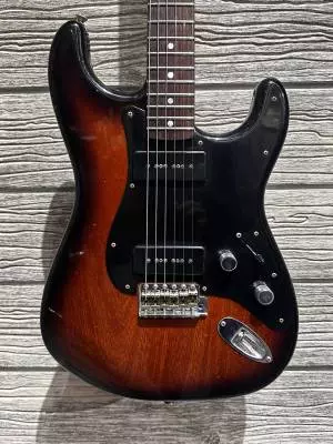 FENDER LTD DUAL P90 STRAT JOURNEYMAN RELIC 2TS