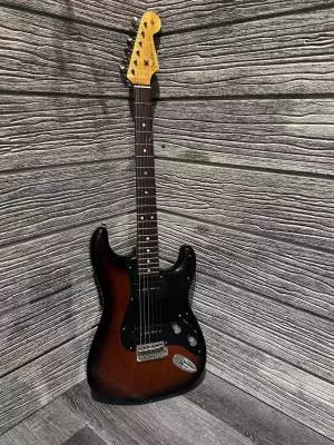 FENDER LTD DUAL P90 STRAT JOURNEYMAN RELIC 2TS 2