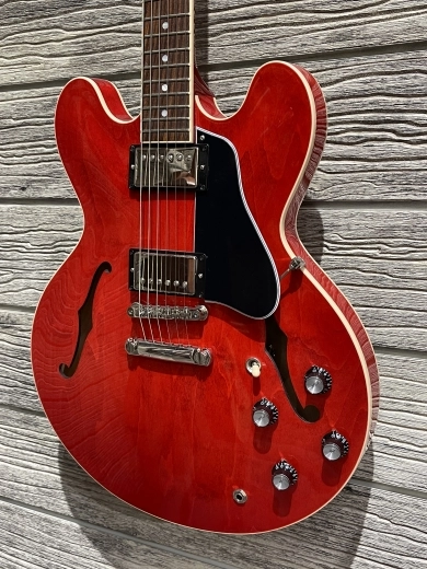 GIBSON ES-335 SIXTIES CHERRY