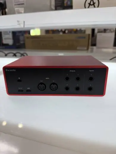 Store Special Product - Focusrite Scarlett 4I4MK4