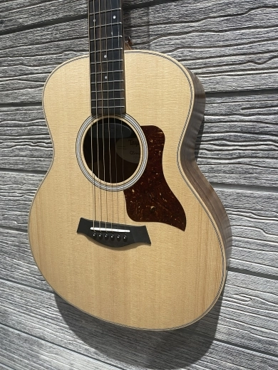 TAYLOR GS MINI LTD SPRUCE/BLACKWOOD w/GB