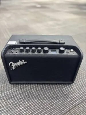 FENDER MUSTANG LT40S