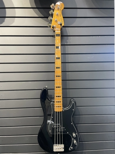 Squier - Classic Vibe 70's P Bass 2