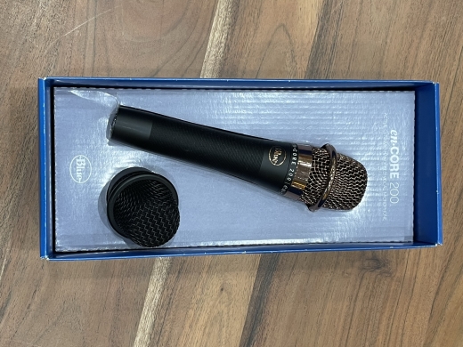 Blue Microphones - ENCORE 200