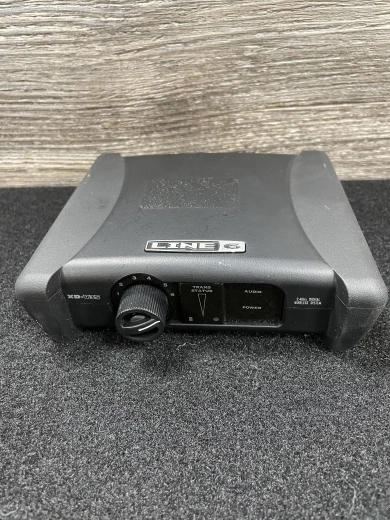 LINE 6 WIRELESS GUITAR TRANSMITTER/RECEIVER 3