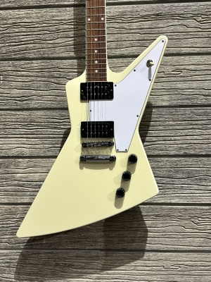 Store Special Product - GIBSON 70S EXPLORER CLASSIC WHITE