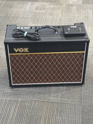 Store Special Product - Vox - AC15C1