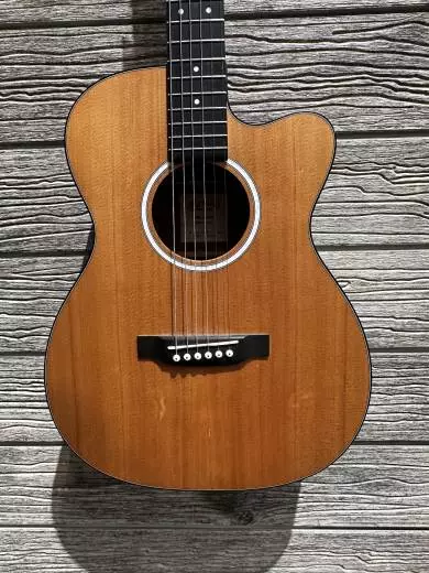 Martin Guitars - 000CJR-10E V1