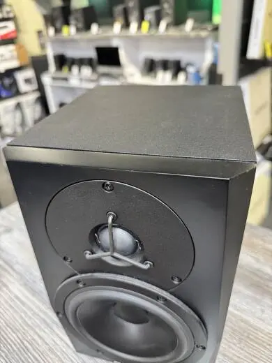 Dynaudio - LYD-5B 2