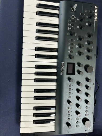 Modal Electronics - MODAL ARGON8 SYNTHESIZER - 37 KEYS