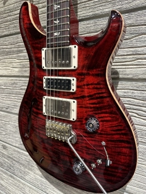 PRS SPECIAL S/H FIRE RED BURST W/CASE 2