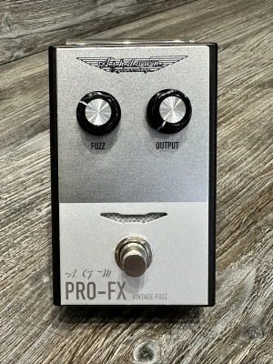 Store Special Product - ASHDOWN VINTAGE BASS FUZZ PEDAL