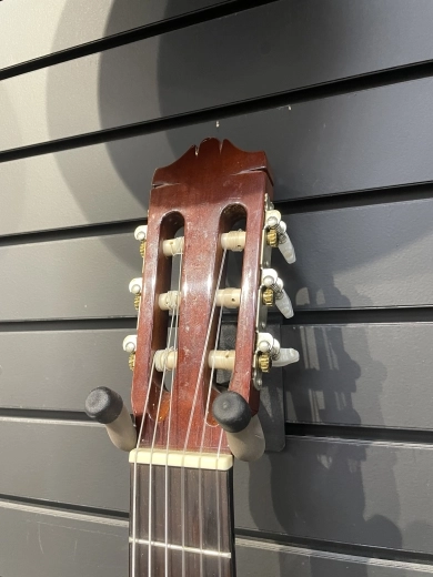YAMAHA CG-115E CLASSICAL W/PICKUP 2