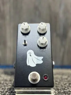 JHS Pedals - HAUNTING MIDS